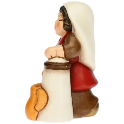 THUN Donna alla fontana Presepe Classico Rosso* Presepe
