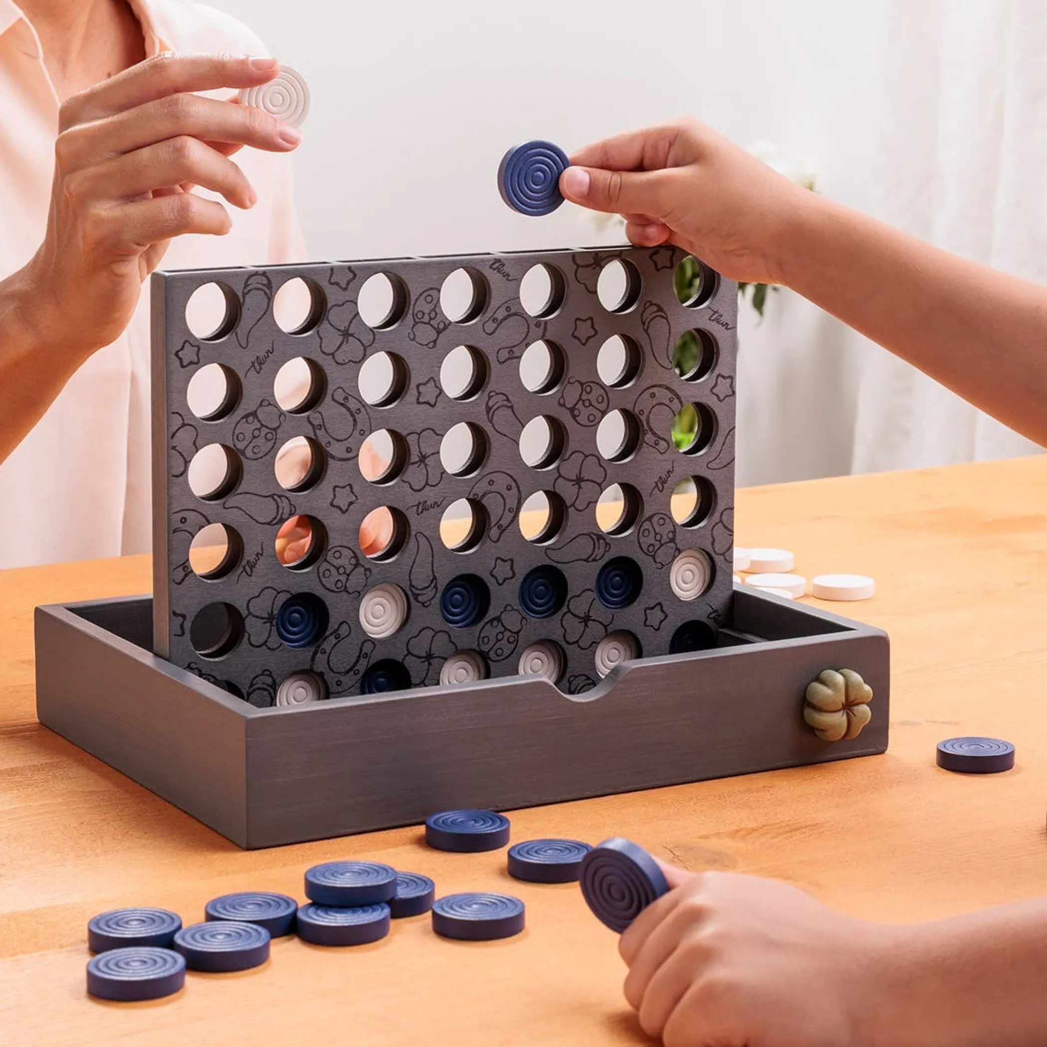 THUN Gioco "Unisci 4" in legno e ceramica* Altri Oggetti Decorativi